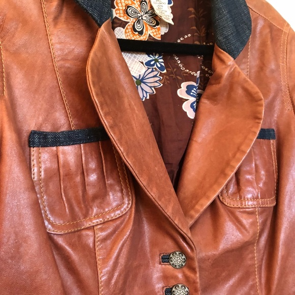 Light brown leather jacket - Picture 4 of 5